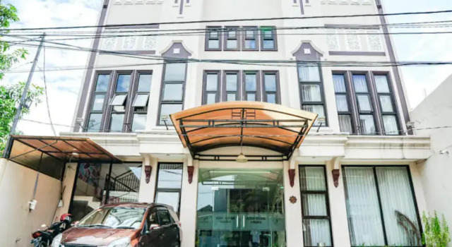 Audah Syariah Residence RedPartner, Book Hotel Billige hoteller i Wonokromo