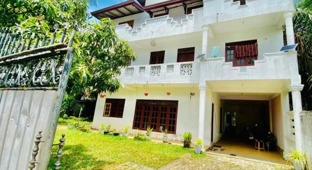 Hamba Hostel for Safari, Prenota Ostello Hambantota Bundala National Park
