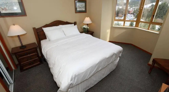 ResortQuest at Whistler Cascade Lodge