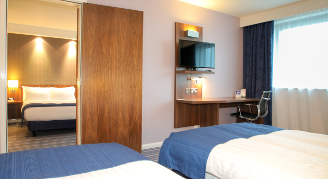 Holiday Inn Express London Heathrow T5 by IHG, Забронировать Отель Отели Большого Лондона с завтраком, Завтраки