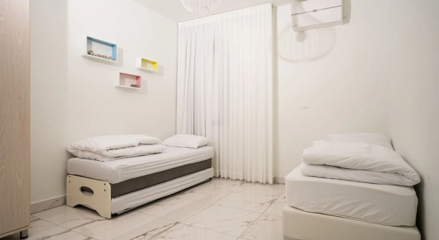 2 phòng ngủ Family Phòng Suite có ban công và có view thành phố Eshel Suites