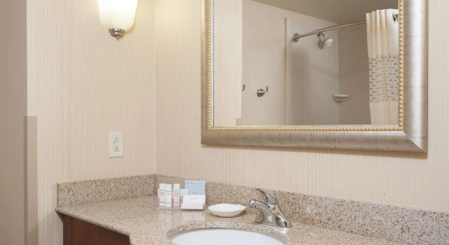 Четырёхместный номер Standard Hampton Inn Jacksonville