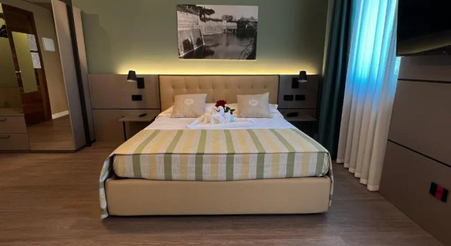 Трёхместный номер Superior с балконом и с частичным видом Hotel Puccini