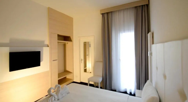 Двухместный номер Standard с балконом @ Home Hotel Locarno
