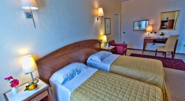 Двухместный номер Basic Grand Hotel Paestum