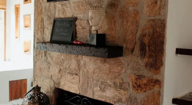 Pousada Chales da Mantiqueira - Campos do Jordão, Забронировать Отель Кампус-ду-Жордан Mantiqueira Mountains, рядом с Imbiri Peak