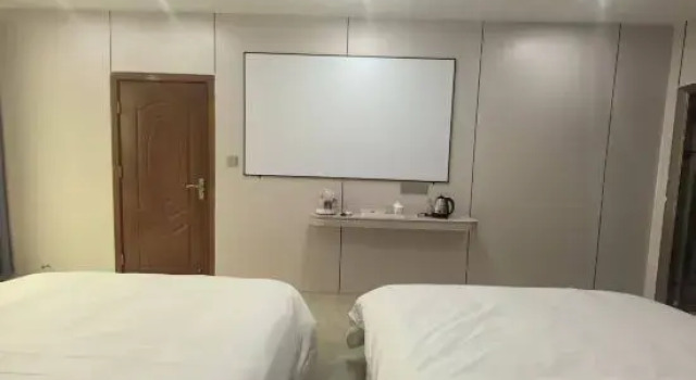 Люкс Xinfeng Shuanghui Business Hotel
