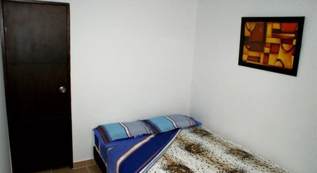 Hostal El Hangar 65, Prenota Hotel Medellín Antioquia