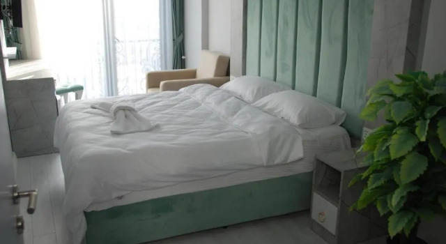Little Sofia Hotel