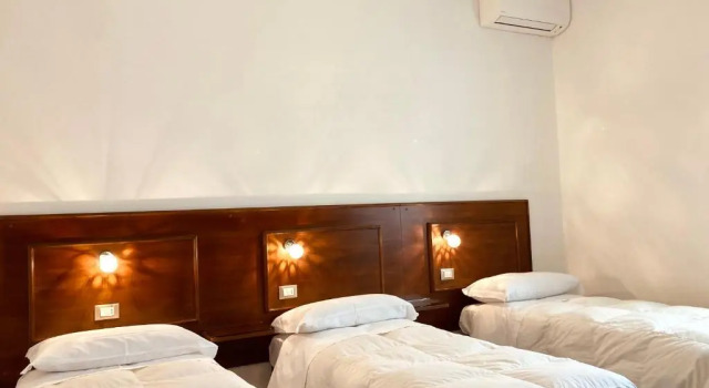 Трёхместный номер Standard Hotel Livio