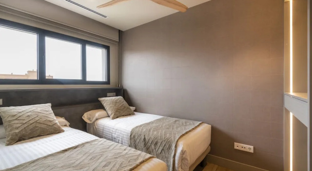 Apartamentos Core Suites Valencia, Забронировать Отель Каминс-аль-Грау 