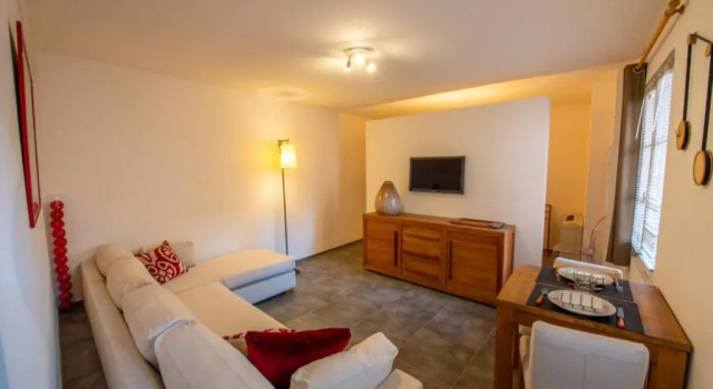 Beautiful Apartment In The Heart Of Saint Tropez, Забронировать Апартаменты/квартира Апартаменты Сен-Тропе, рядом с Chapelle Ste-Anne, Апартаменты/квартира