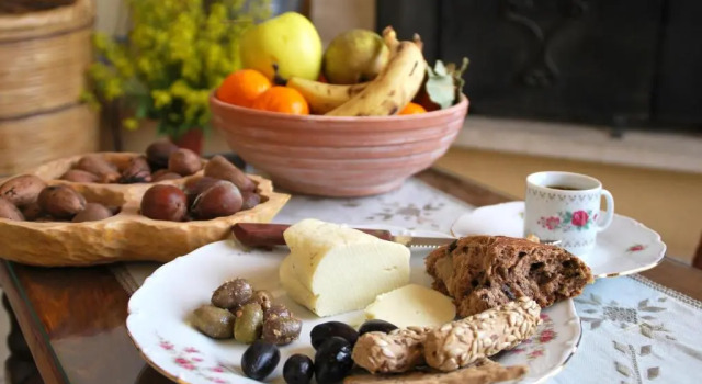 Vavla Rustic Retreat, Book Vacation Home Hotels in Larnaca Region with Parking, Parking