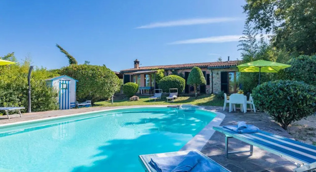 Вилла с 3 комнатами Villa Renata