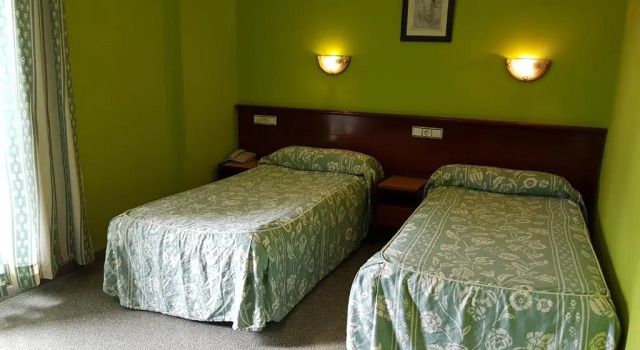 Hotel Don Pelayo, Book Hotel L'Arboc El Baix Penedès