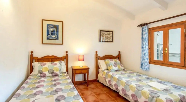 House in Pollensa Near Beaches & Golf Club, Book Lejlighed Pollença Mallorca