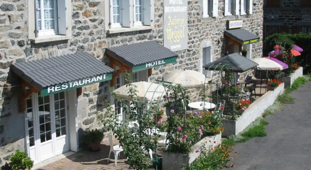 Четырёхместный номер Standard Auberge du Meygal
