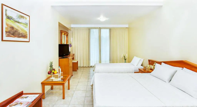 Семейный номер Standard Hotel Europa Olympia