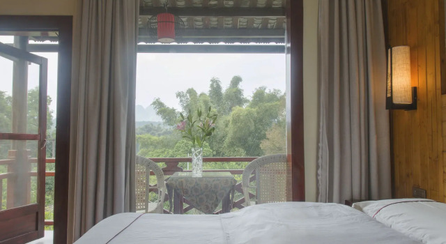 Snow Lion Riverside Resort, Reservar Resort Yangshuo Guangxi, perto de Yangshuo Bridge