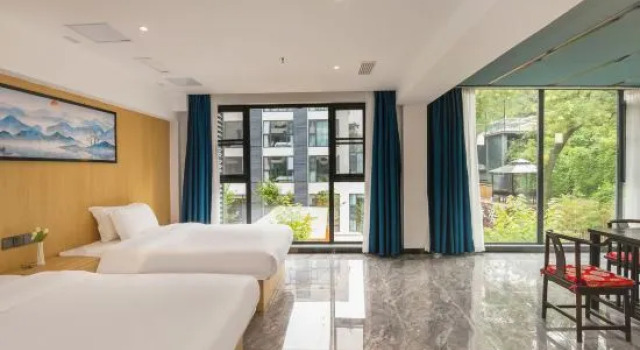 Suite z widokiem May Maple Forest House Hotel