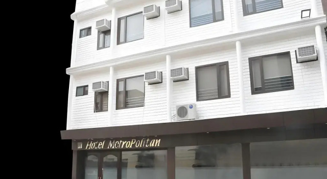 Hotel Metropolitan, Забронировать Отель Отели Нью-Дели с завтраком, Завтраки