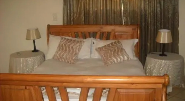 The Beverly Hills Guest Lodge, Prenota Affittacamere Phalaborwa Phalaborwa