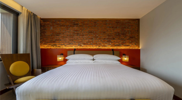 Люкс Zaria Court Kigali, Tapestry Collection by Hilton