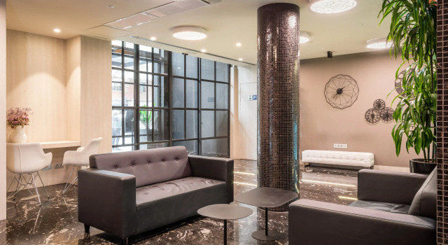 Arya Stadium Hotel