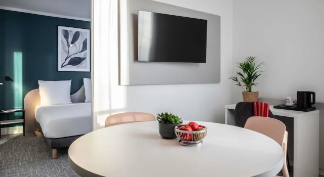 Апартаменты Aparthotel Adagio Access Paris Nanterre