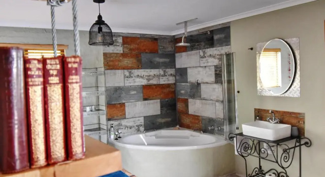 Студия Golden View Luxury Self Catering