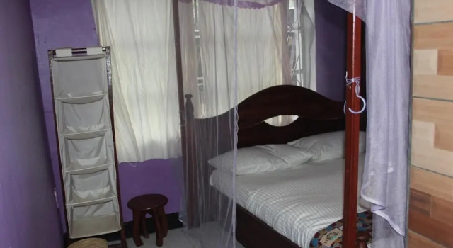 Room in B&B - Amahoro Guest House - Single Room With Shower