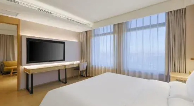 Люкс Superior JI Hotel (Changchun Convention Center Century Square)