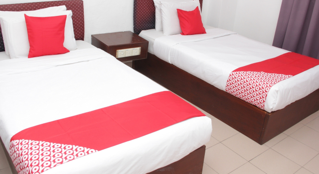 Super OYO 1173 Mandyrin Hotel