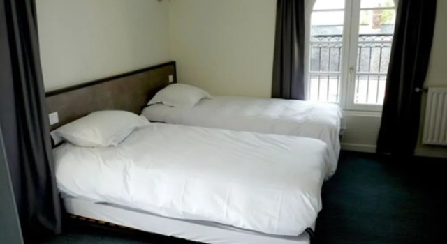 Beauséjour, Book Hotel Sainte-Suzanne 