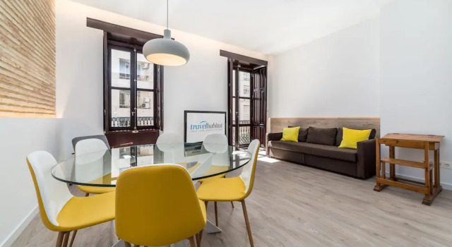 Travel Habitat Estacion del Norte, Забронировать Отель Кала д'Ор 