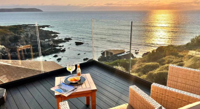 Balkonlu Standart oda Watersmeet Hotel