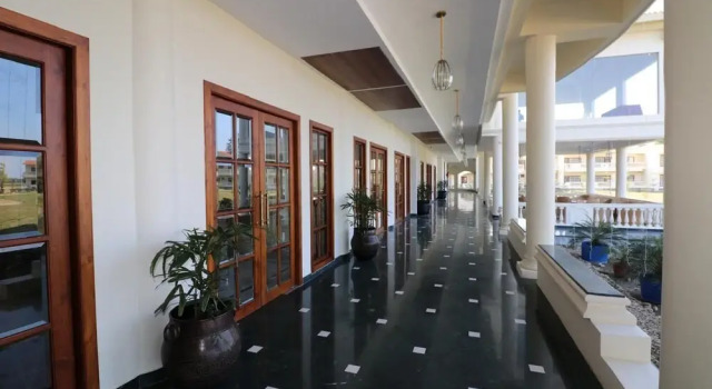 ROYALE de' CASA RESORT KAZIRANGA, Rezerwuj Ośrodek wypoczynkowy Hotele w Kohora ze śniadaniem, Śniadanie