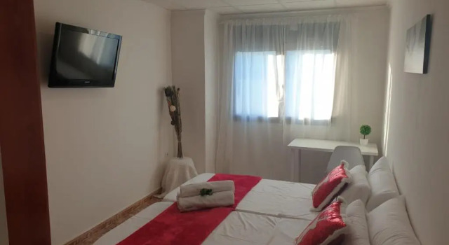 Трёхместный номер Standard Hotel M5 Valencia Aeropuerto
