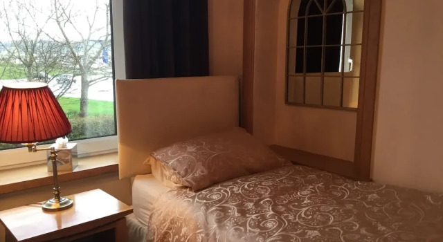 Семейный номер Standard с видом на озеро Lakeview Guest House