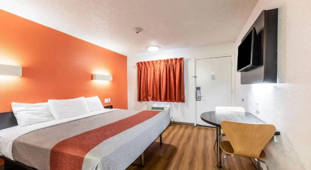 Номер Deluxe Motel 6-North Richland Hills, TX