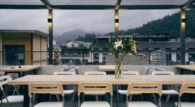 Travel of Swan Hostelling International (Wulingyuan Forest Park Logo Store), Book Hotel Zhangjiajie Hunan