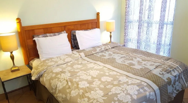 Renovated one bedroom 2 min to the beach, Rezerwuj Apartament Waikiki Honolulu