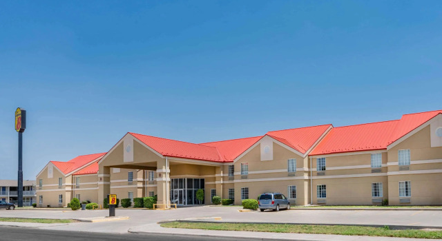 Super 8 by Wyndham Amarillo West, Prenota Hotel Amarillo Texas