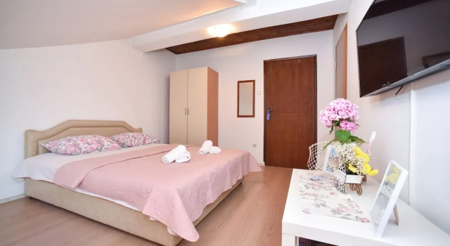 Апартаменты Bonik Apartments