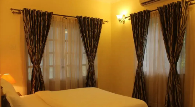 OYO Home 6222 Boutique 1 BHK Arpora, Забронировать Бутик-отель Арпора Северный Гоа, рядом с Club Cubana