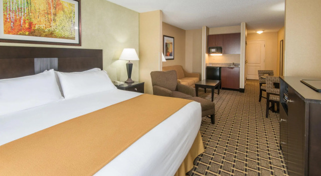 Двухместный люкс Holiday Inn Express & Suites - Sharon-Hermitage by IHG