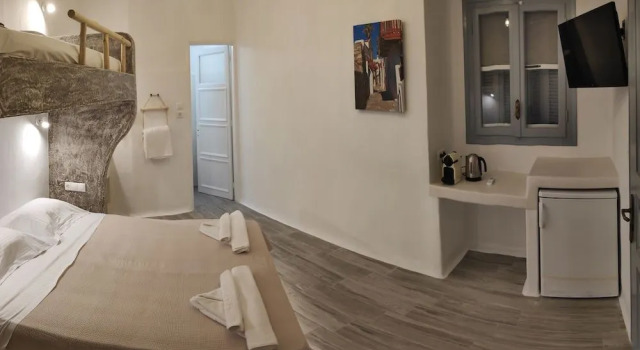 Grey Rooms Naxos