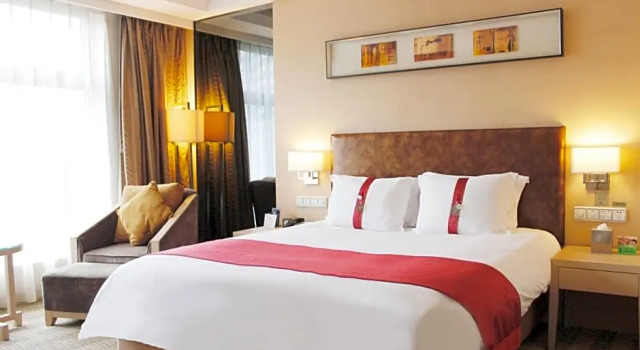 Номер Premium Qingdao  Parkview Holiday Hotel