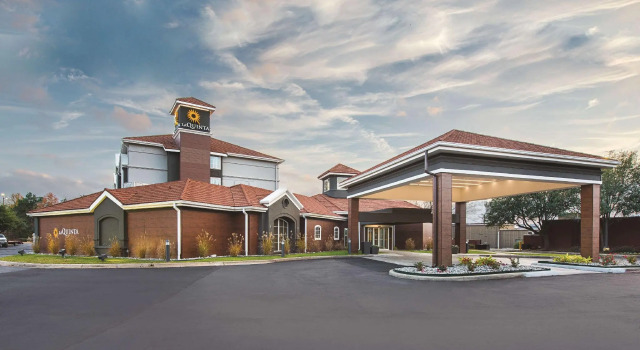 Номер Deluxe La Quinta Inn & Suites by Wyndham Shreveport Airport