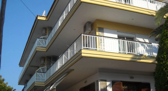 Iris Hotel
